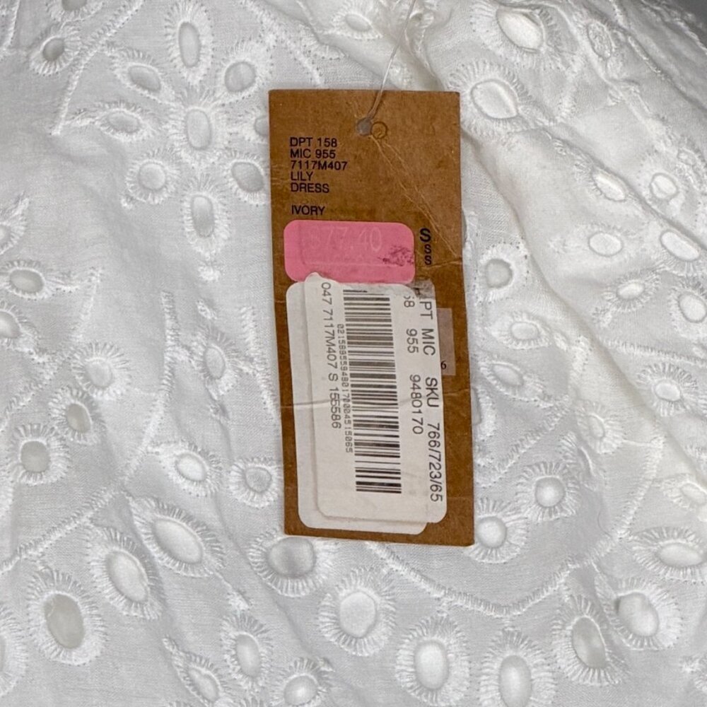 Cremieux Lily Short-Sleeved Shift Dress - Picture 7 of 7